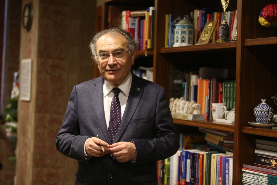 PROF. DR. NEVZAT TARHAN: “YAŞLILIK VE YAŞLANMA BEYİNDEN BAŞLIYOR”