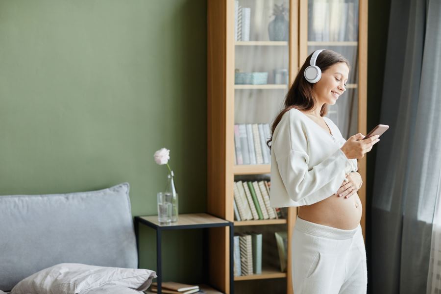 HAMİLELİK DÖNEM   İNDEKİ HORMONAL DEĞİŞİMLER PSİKOLOJİK SORUNLARA GEBE OLABİLİYOR