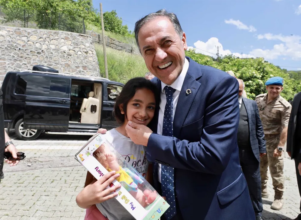 VALİ USTA  ZİYARETLERİNİ SÜRDÜRÜYOR