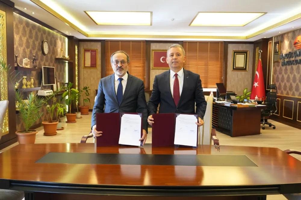 BİNGÖL ÜNİVERSİTESİ İLE GENÇLİK VE SPOR İL MÜDÜRLÜĞÜ ARASINDA PROTOKOL İMZALANDI